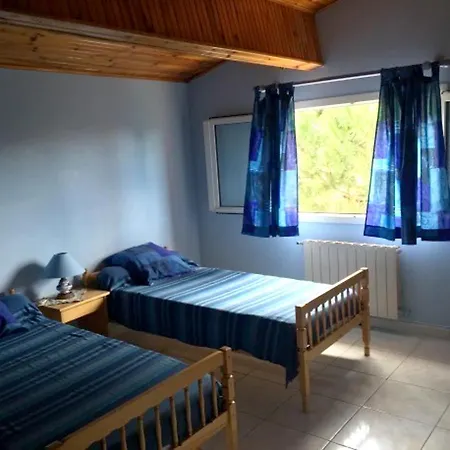 Holiday home House With 3 Bedrooms In With Enclosed Garden And Wifi 2 Km From The